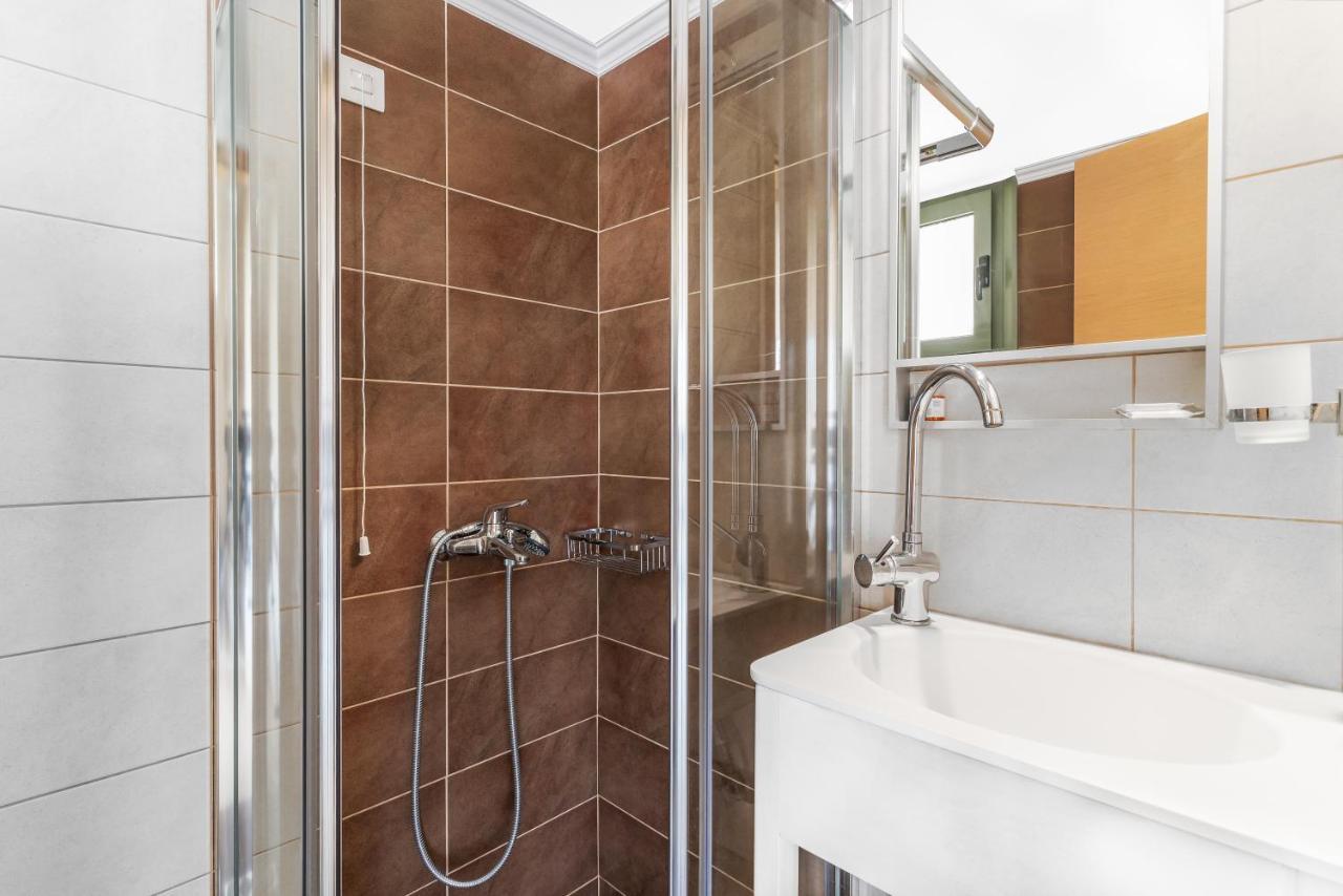 Alisahni Studios Nikiana Buitenkant foto